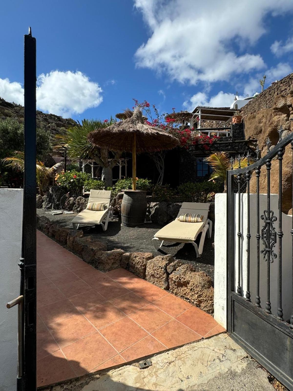 Castillo Lanzarote Villa Bailey - Luxury Villa - Pet Friendly With Heated Pool La Asomada  Extérieur photo