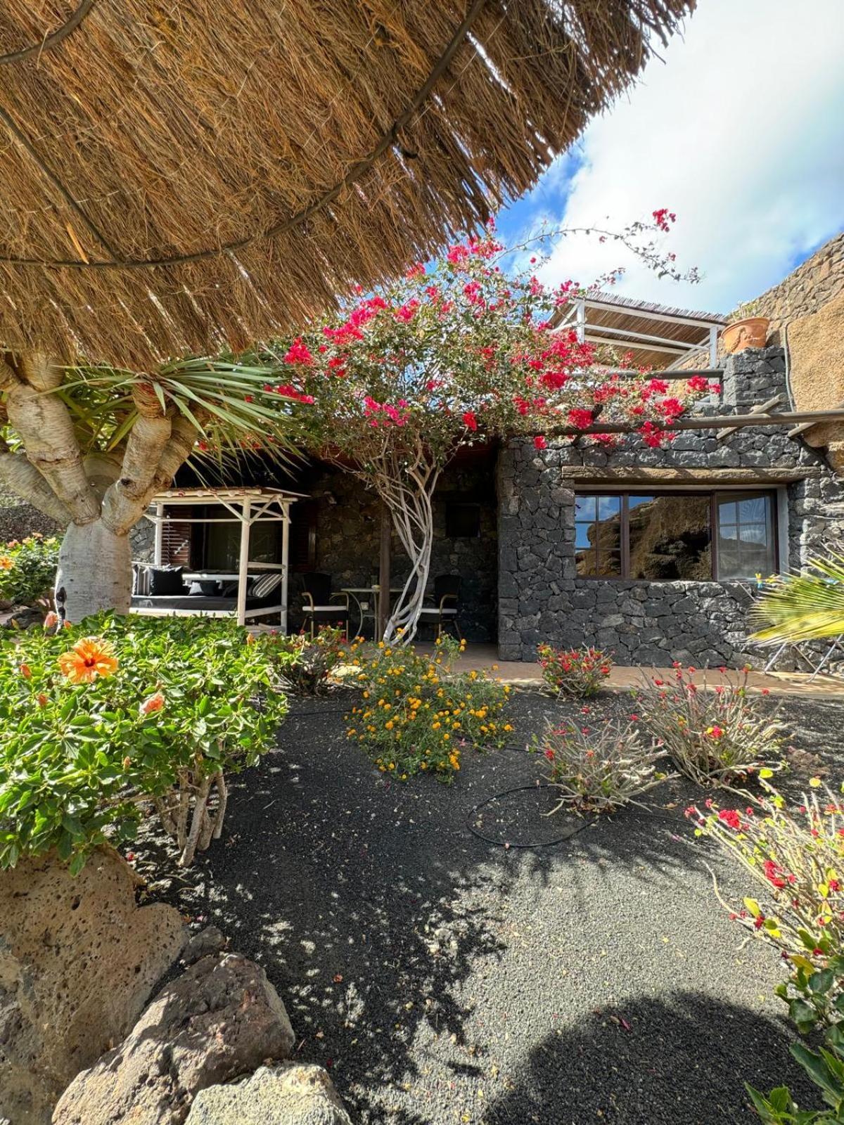 Castillo Lanzarote Villa Bailey - Luxury Villa - Pet Friendly With Heated Pool La Asomada  Extérieur photo